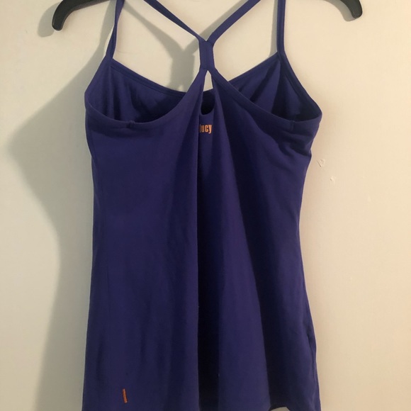 Work out top - Picture 2 of 5